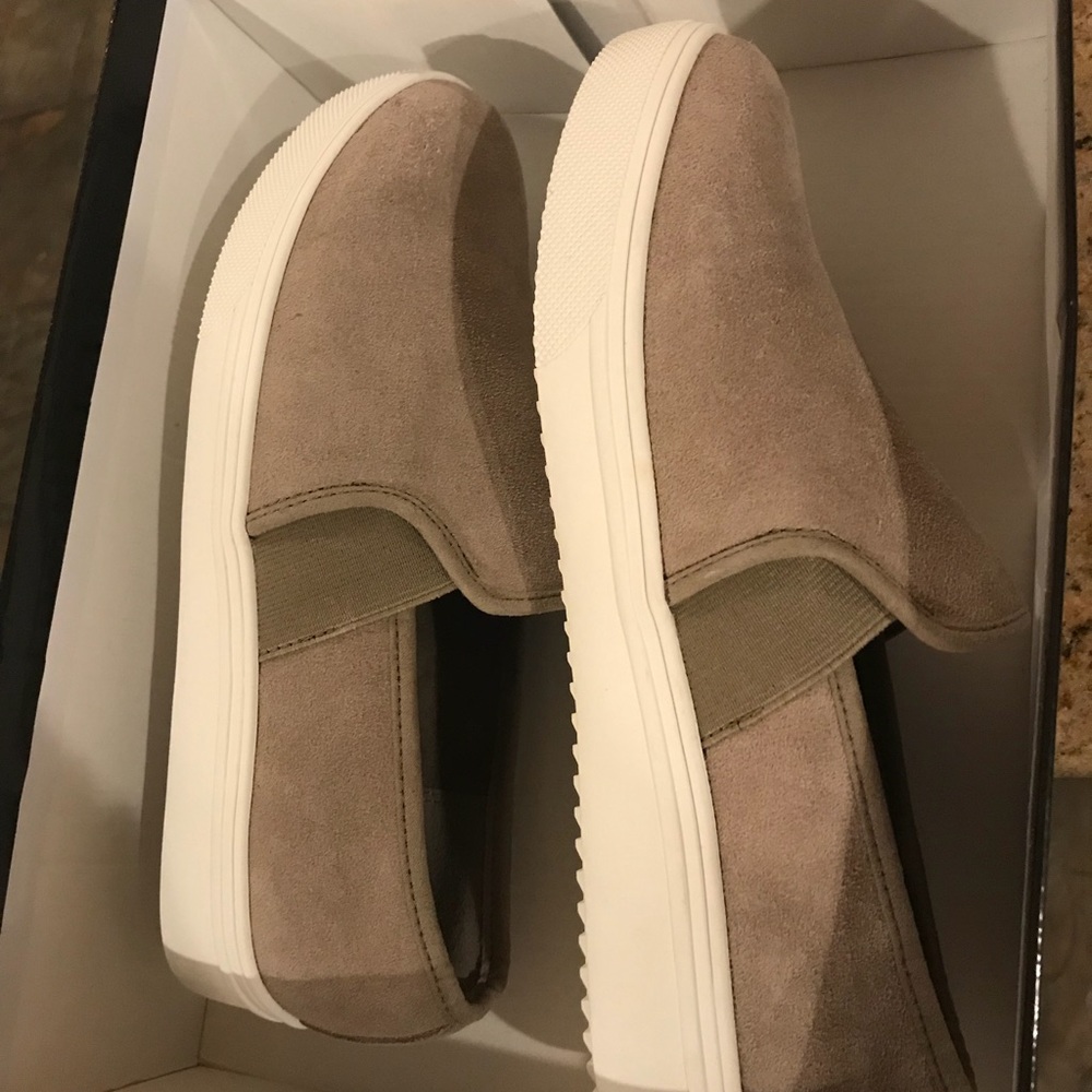 NEVER WORN taupe slip-on sneakers 6.5